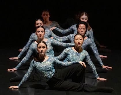 Affiche, DREAMERS suivi de INFINITE et autre pièce